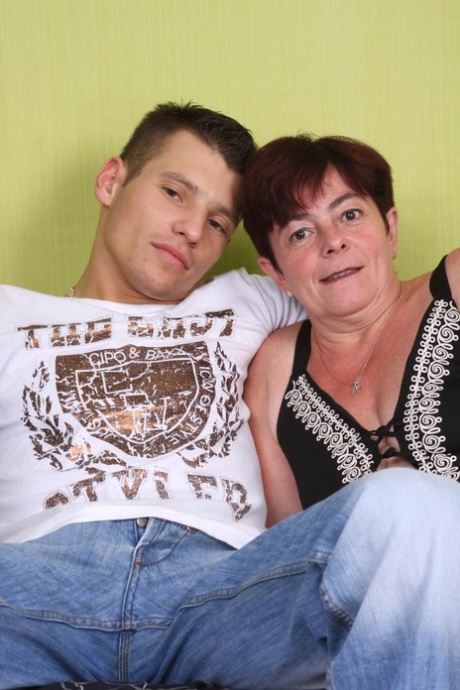 Overweight old woman engages in hardcore sex with her toy boy 73952477